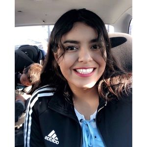 Meet your Posher, Andrea